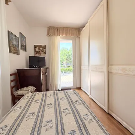 P099- Porto Recanati, Elegante Porzione Di Con Giardino Apartamento Montoro (Ancona)