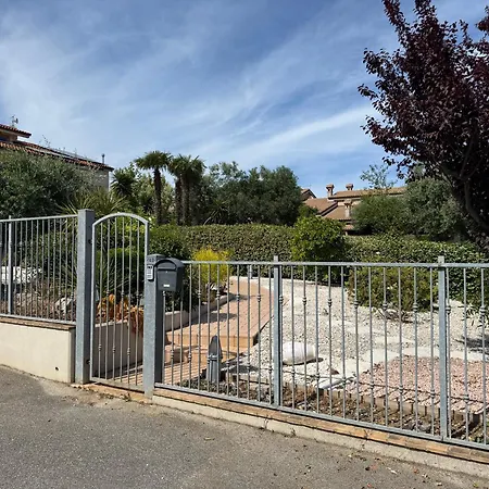 P099- Porto Recanati, Elegante Porzione Di Con Giardino * Montoro (Ancona)